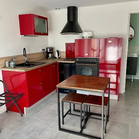 Romarine Guest house *
