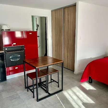 Romarine Vendégház Le Bouscat